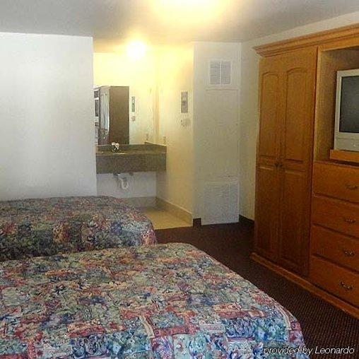 Garden Inn And Suites Silsbee Exterior foto