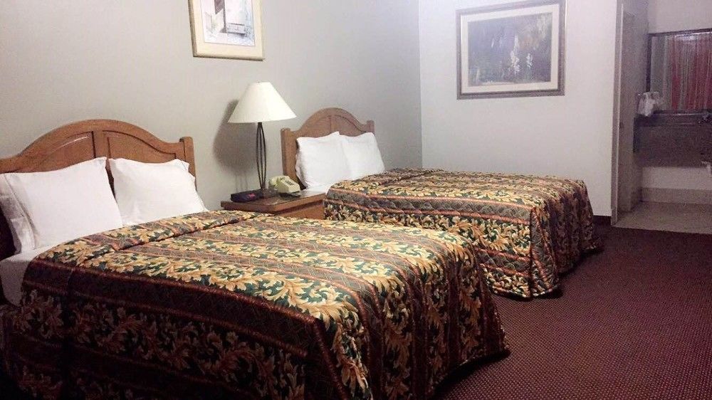 Garden Inn And Suites Silsbee Exterior foto